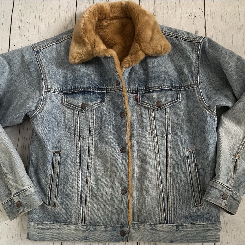Levis‎ Faux Fur Lined Denim Trucker Jacket Small Reversible!!